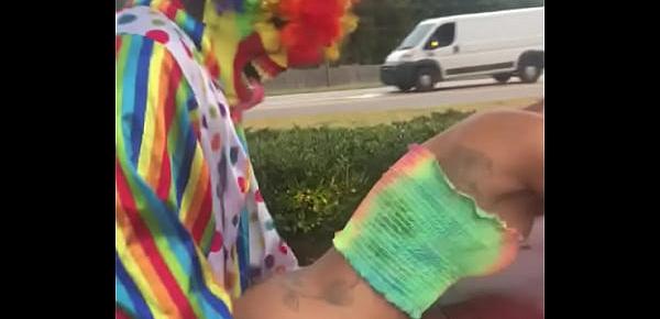  Gibby The Clown fucks Jasamine Banks outside in broad daylight